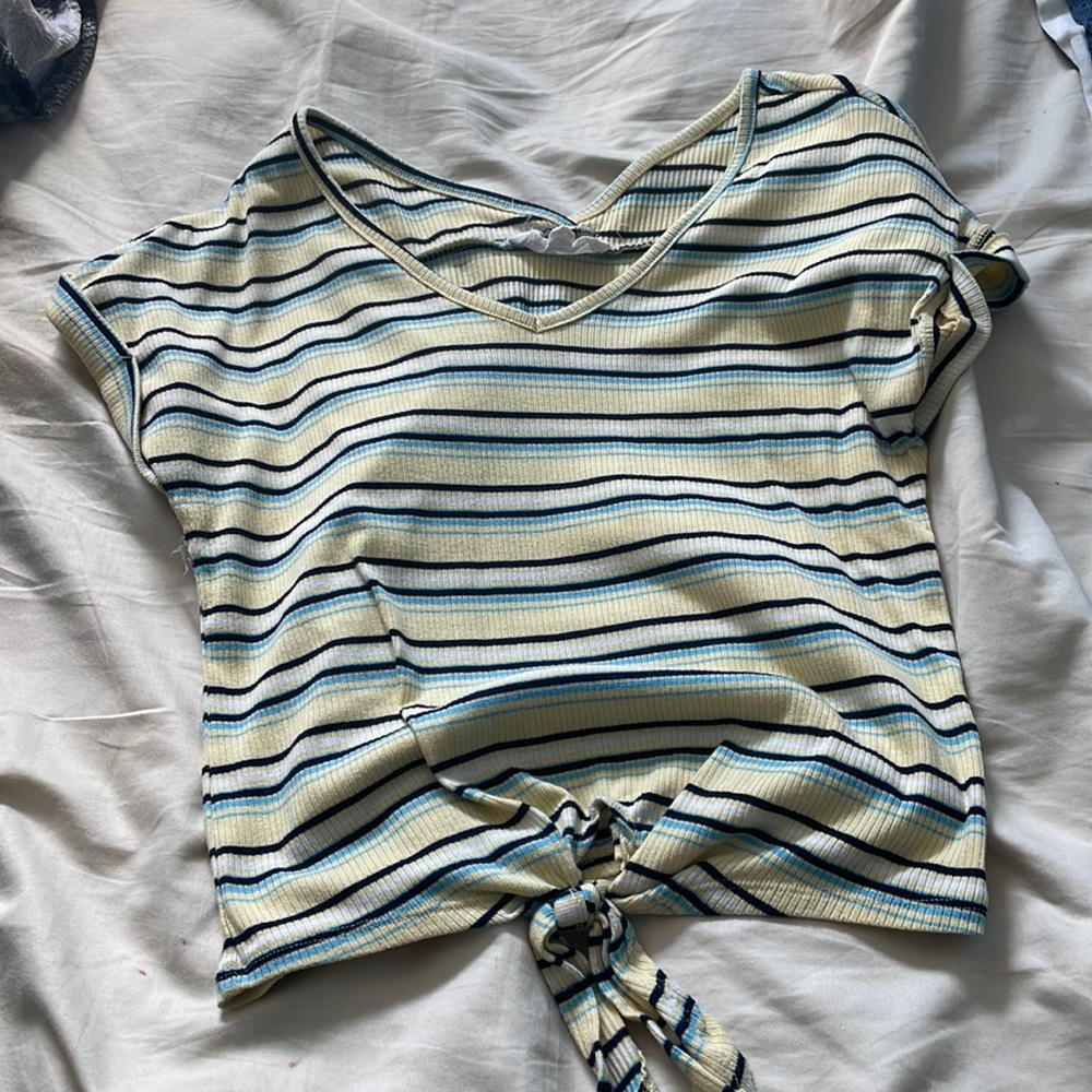 short sleeve shirt